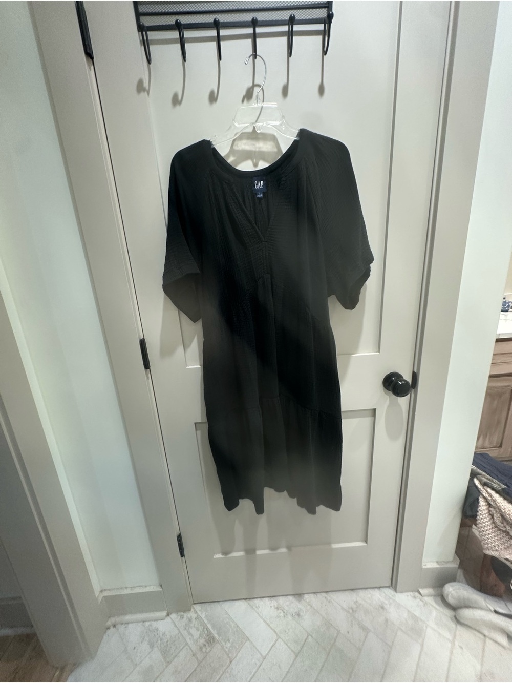 GAP Black Short-Sleeve Midi Tiered Dress